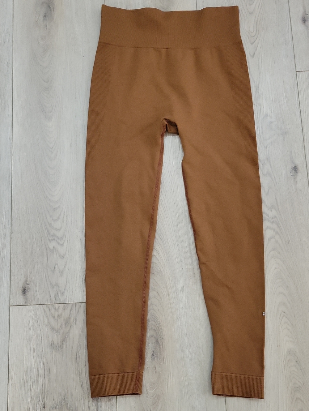 WeWoreWhat High-Waist Leggings in Warm Brown